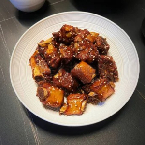 Shanghai Sweet and Sour Pork Ribs / 上海糖醋排骨