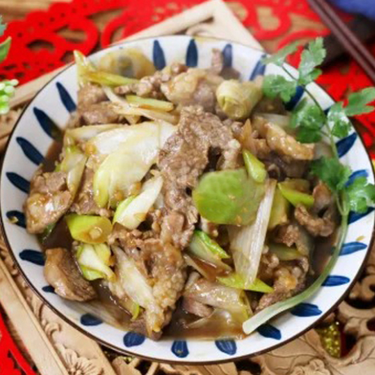 Stir-Fried Beef with Scallion / 葱爆牛肉