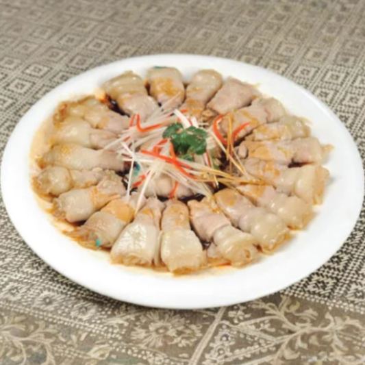 Steamed Pork Belly and Sauerkraut Rolls / 蒸五花肉酸菜卷