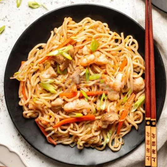 Special Chow Mein / 什锦炒手擀面