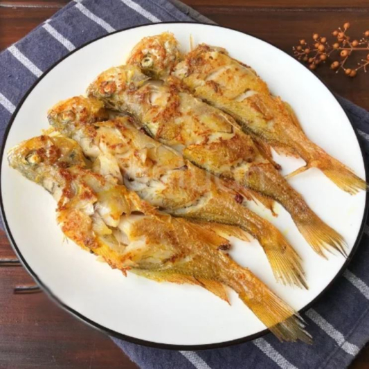 Dry Fried Yellow Croaker / 干炸小黄鱼