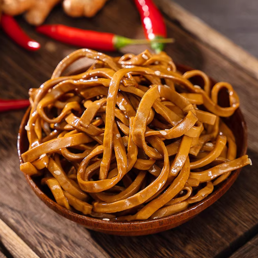 Shredded Tofu with Marinated Oil / 淋油卤水豆腐丝