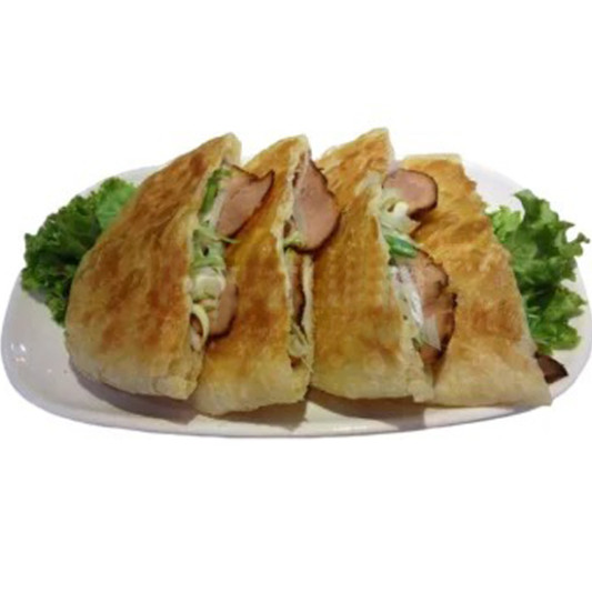 Smoked Pork with Handmade Pancake / 熏肉大饼