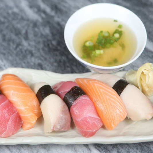 Nigiri (6 pcs)
