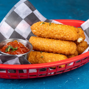 Mozzarella Sticks (6 pcs)