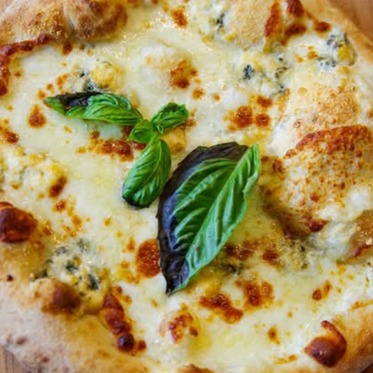 Quattro Formaggi Pizza