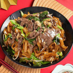 Beef Chow Fun in Black Bean Sauce