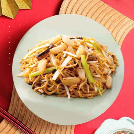 Crab Meat E-Mein with Mushrooms