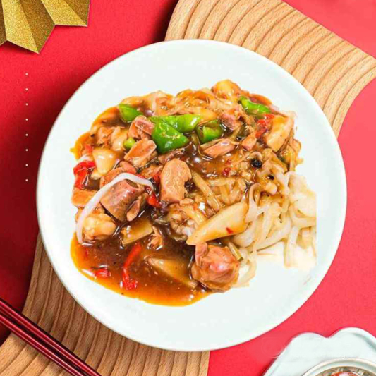 Spareribs Chow Fun in Black Bean Sauce