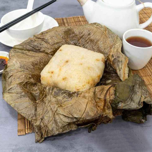 Sticky Rice & Chicken in Lotus Leaf