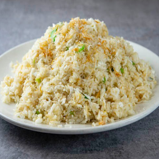 J19. Dried Scallop & Egg White Fried Rice 瑤柱蛋⽩炒飯