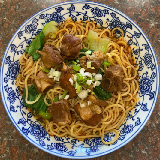 A2. Braised Pork Ribs Noodles 红烧排骨面
