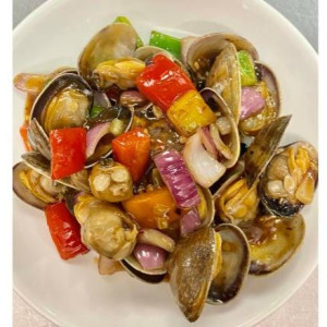 Clams with Black Bean Sauce 豉椒炒蜆