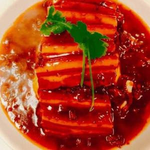 Braised Belly Pork with Preserved Vegetables 梅菜扣肉