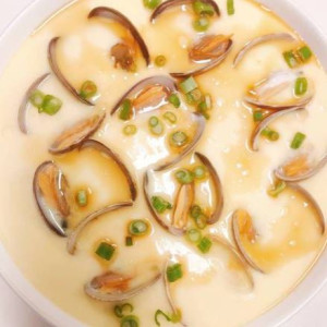 Steamed Egg with Clams 大蜆蒸水蛋