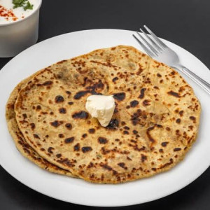 Aloo Paratha Plate