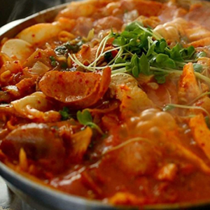 72. Kimchi Sausage Stew Hotpot 부대찌개 