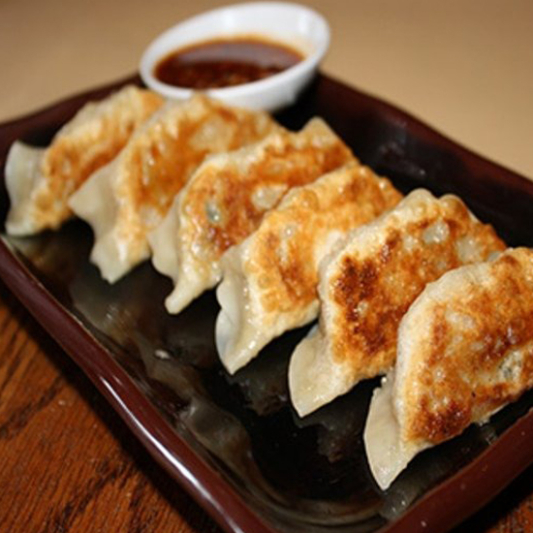 01. Pan-Fried Dumplings (6 pcs) 군만두