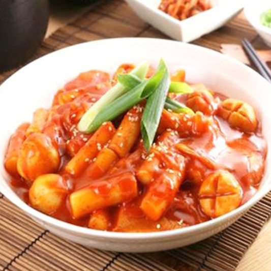 32. Spicy Stir-Fried Rice Cake 고추장떡볶이