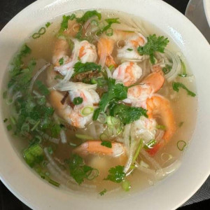 P4. Shrimp Pho