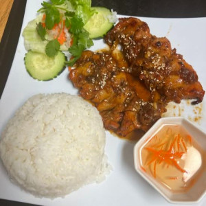 R8. Teriyaki Chicken Plate