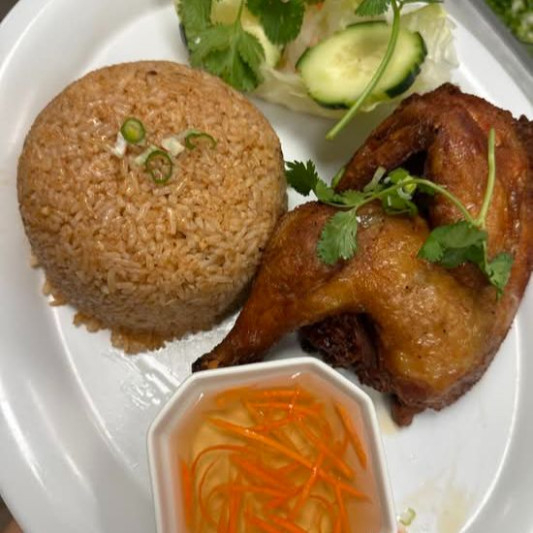 R16. Roasted Chicken Rice Plate ( Cơm G&agrave; R&ocirc;ti)