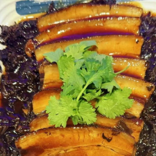 Mei Gan Cai with Pork 梅菜扣肉