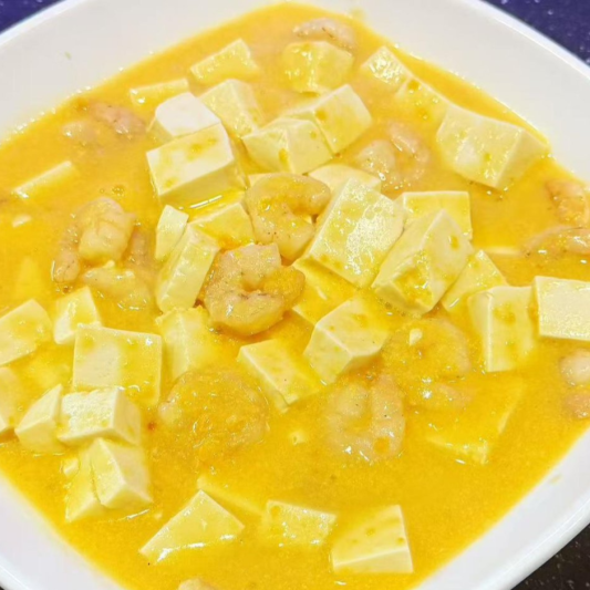 Fresh Egg Yolk Shrimp and Tofu 咸蛋黄虾仁