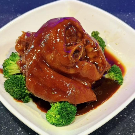 Shanghai Braised Pork Roast 上海红烧蹄膀