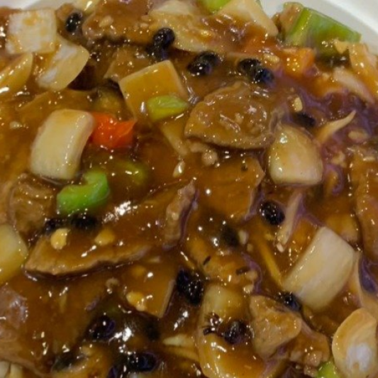 Wet Ho Fun with Black Bean Pepper 湿炒豉椒牛河