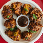Vegetable Pakora (8 pcs)