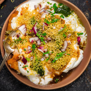 Aloo Tikki Chana Chaat (1 pc)