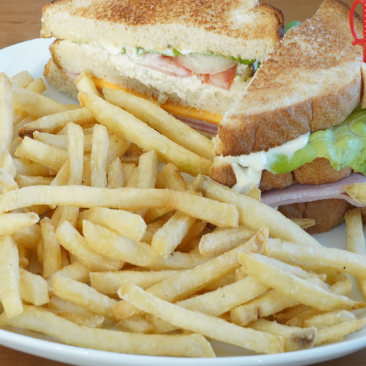 4. Clubhouse Sandwich