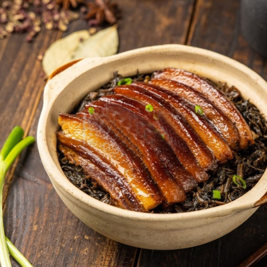 E6. Pork Belly with Preserved Vegetables