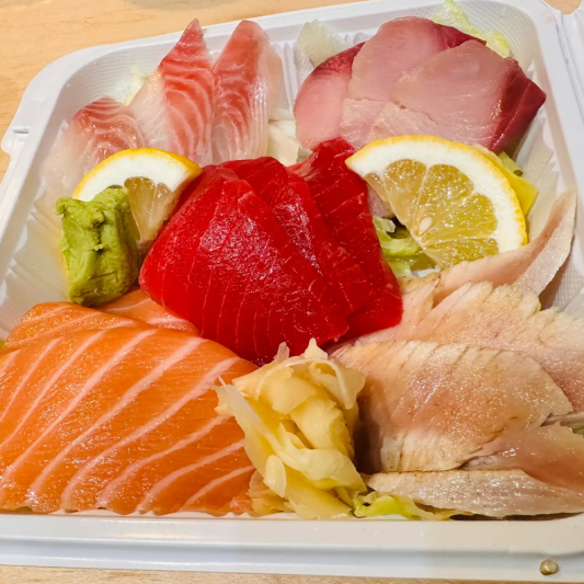 Sakura (Sashimi Plate)