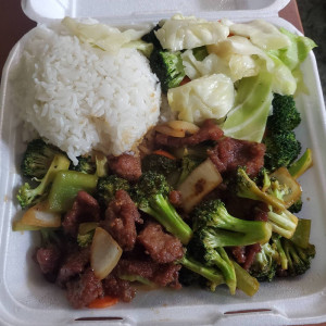 Broccoli Beef Teriyaki Combo