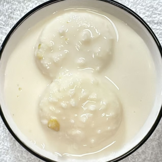 Pista Rasmalai