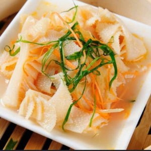 A10. Beef Tripe with Ginger & Green Onion 薑蔥牛百葉