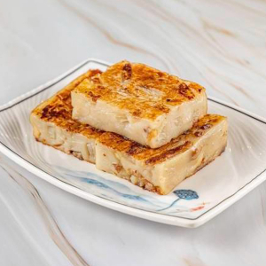 A36. Pan-Fried Turnip Cake with Preserved Meat 煎蘿蔔糕