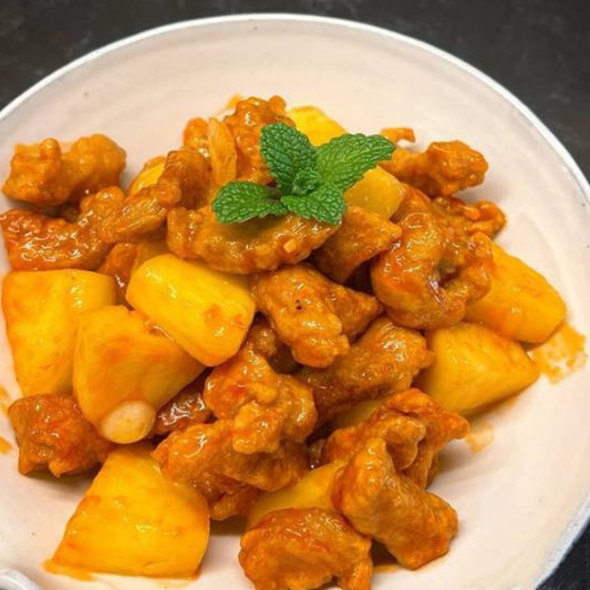 59. Sweet & Sour Chicken with Pineapple 菠蘿咕噜雞