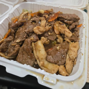 Beef, Chicken, Shrimp, & Squid Hot Pot 全家福