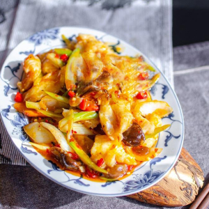Hot & Sour Fish Fillet with Pickled Chili Sauce 泡椒鱼片