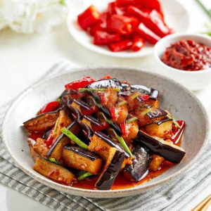 Fish Flavored Eggplant Lunch Special 鱼香茄子盒饭