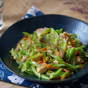 Chicken with String Beans Lunch Special 鸡丁 四季豆盒饭