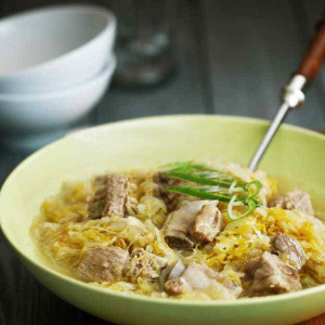 Sichuan Spareribs with Pickled Cabbage 酸菜川排骨