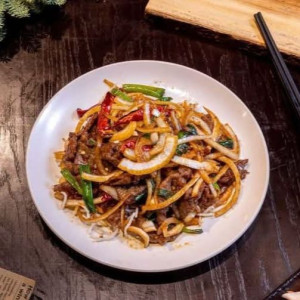 Mongolian Beef (Dinner Menu) 蒙古牛肉(晚餐)
