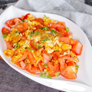 Scrambled Eggs with Tomatoes Lunch Special 西红柿炒鸡蛋盒饭