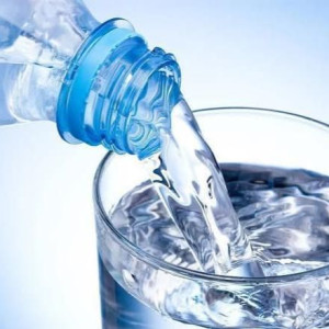 Bottled Water 矿泉水