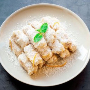Sugar Coated Taro Sticks 翻沙芋头