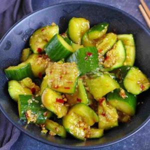 Cucumber Salad 拍黄瓜